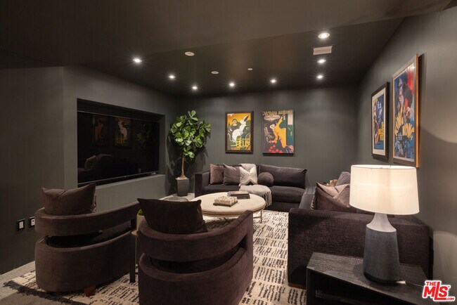 Building Photo - 10800 Wilshire Blvd