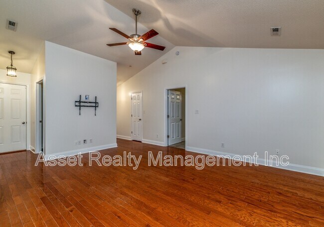 Building Photo - 5104 Cates Bend Way