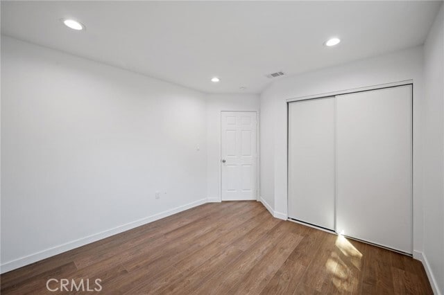 Building Photo - 7445 Balcom Ave