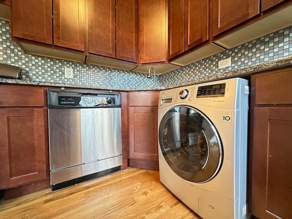 Building Photo - 3535 N Racine Ave