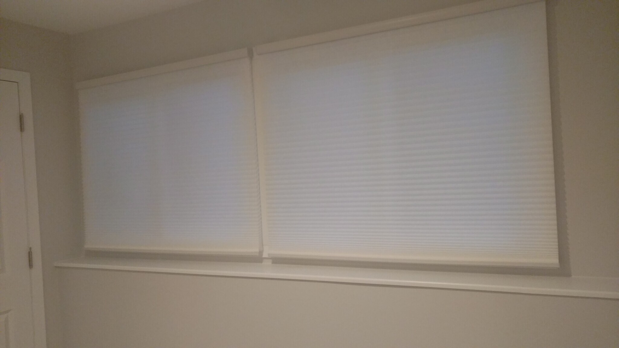 Building Photo - 1556 Hillview Rd