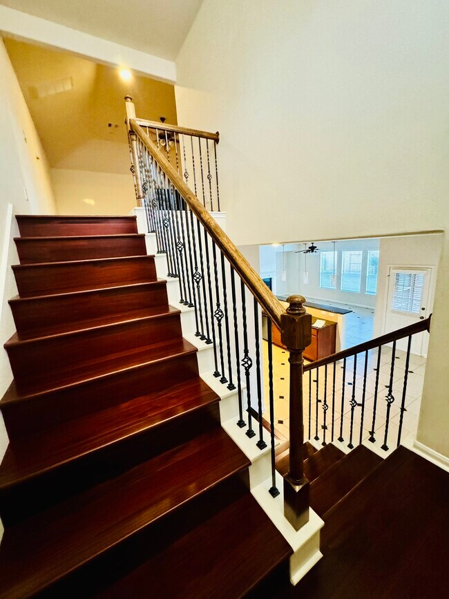 Building Photo - 26123 Ginger Gables Ln