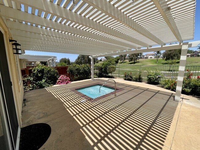 Building Photo - 30962 Crystalaire Dr