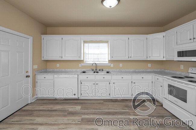 Building Photo - 622 Brandy Dr