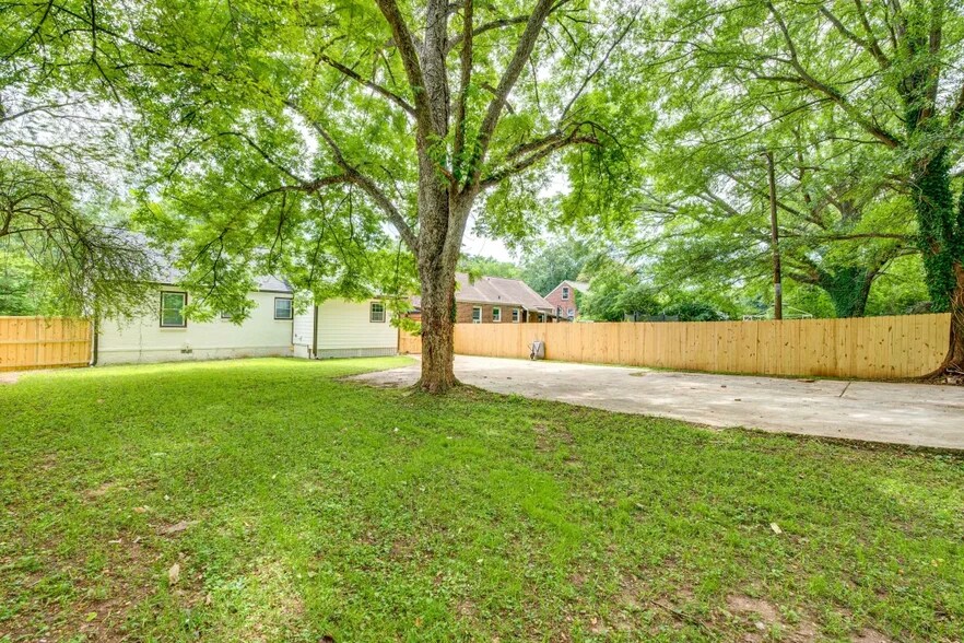 Building Photo - 432 Sargent Dr SE