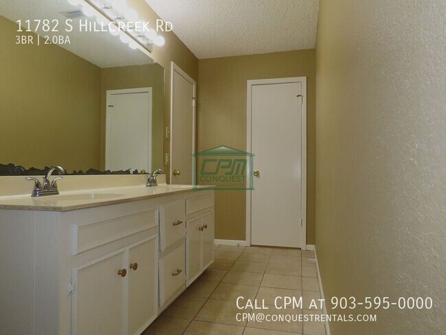 Building Photo - 11782 S Hillcreek Rd