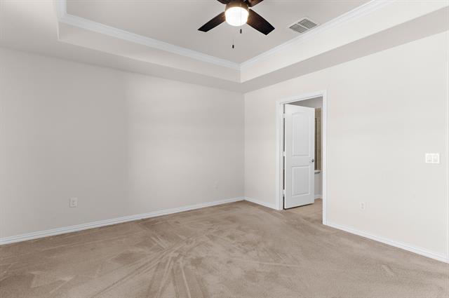 Building Photo - 825 Hidden Eddy Dr