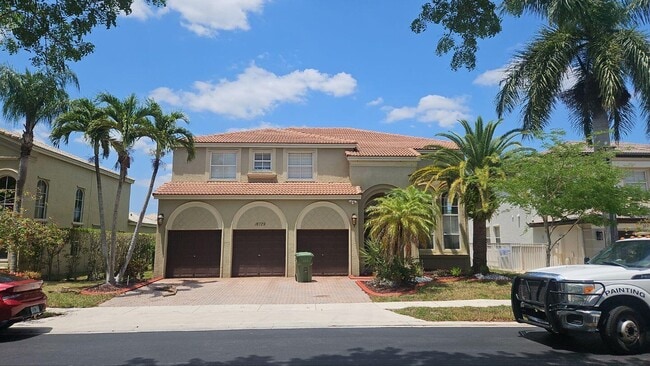 Primary Photo - 16729 SW 16th St