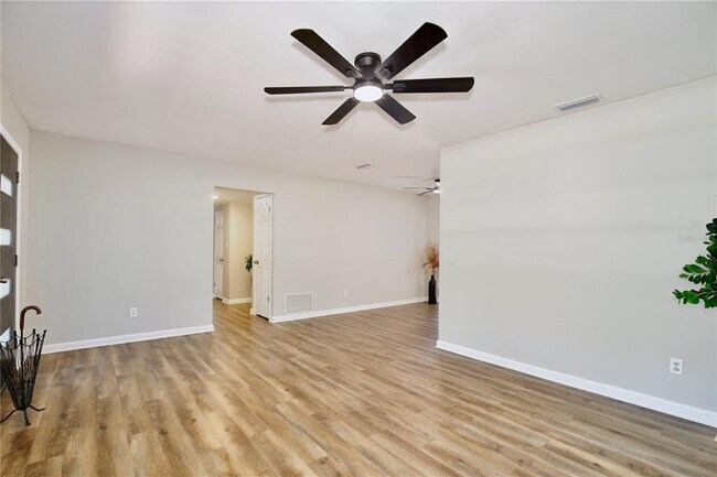 Building Photo - 2914 Lando Ln