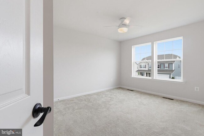 Building Photo - 10302 Spotswood Dr