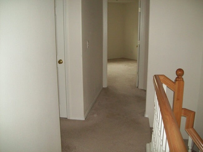 Building Photo - 12556 NW Brimpton Ct