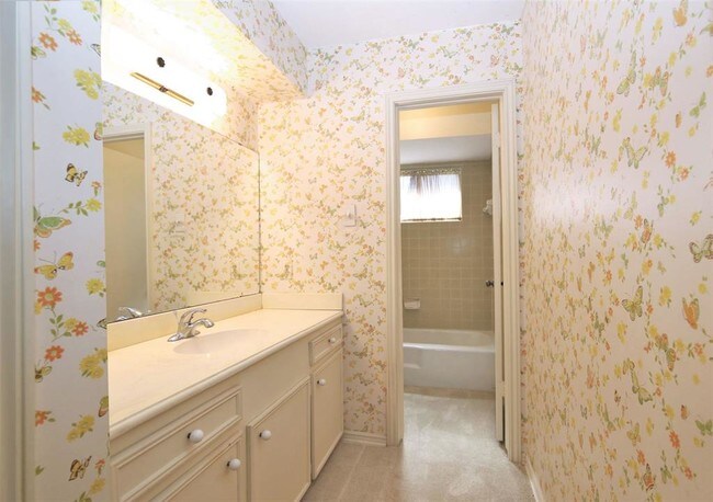 Building Photo - 10615 Windriver Dr