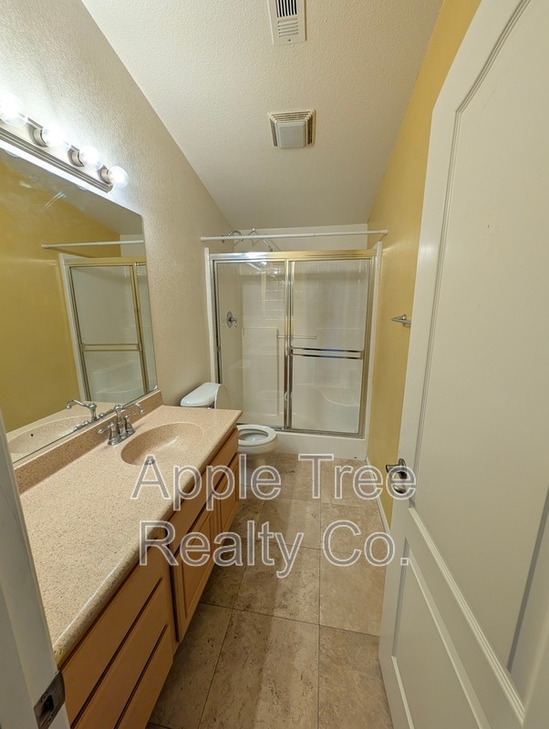 Building Photo - 1560 Gazebo Ln