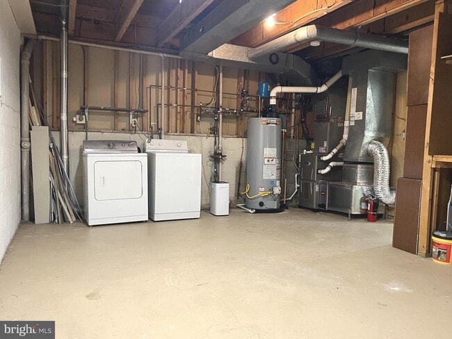 Building Photo - 8729 Sheridan Farms Ct