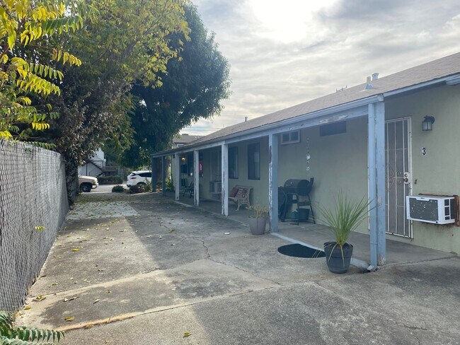 Building Photo - 314 Lawton St