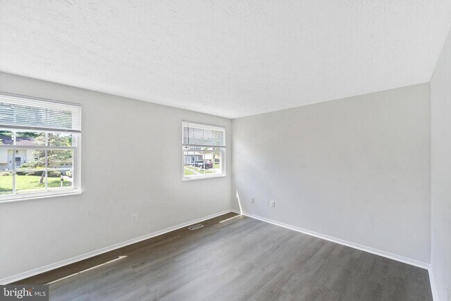 Building Photo - 12312 Streamvale Cir
