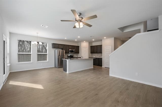 Building Photo - 519 Mockingbird Ln