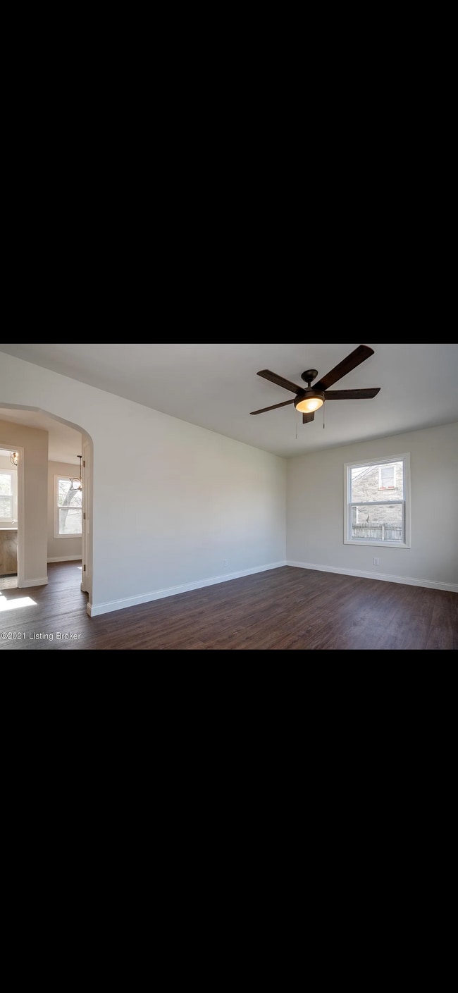Building Photo - 5914 Ashby Ln