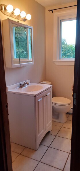 Bathroom - 24 Great Oak St