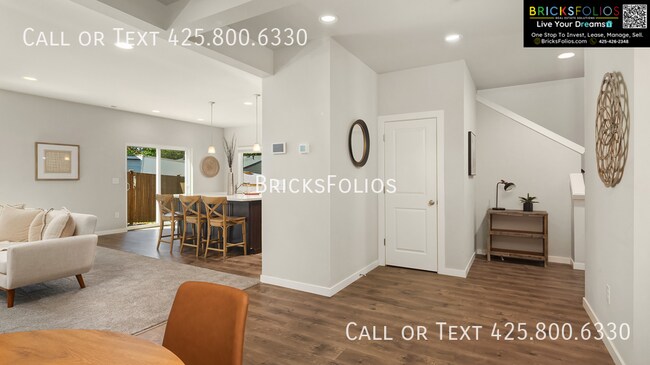 Building Photo - 14518 38th Ave W
