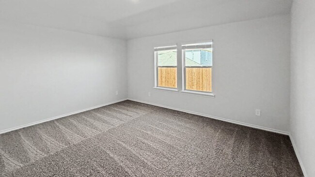 Building Photo - 3405 Tomahawk Dr