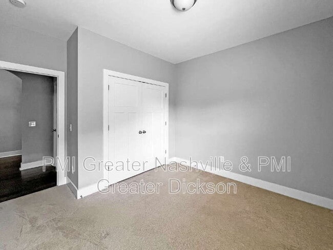 Building Photo - 202 Wyburn Pl
