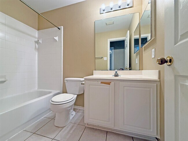 Building Photo - 63 Ledgestone Pl