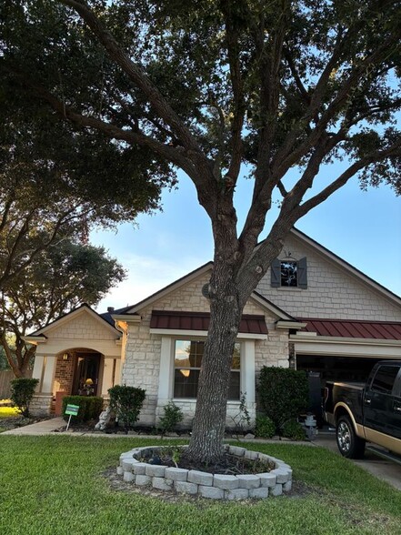 Building Photo - 18210 Park Sage Ct