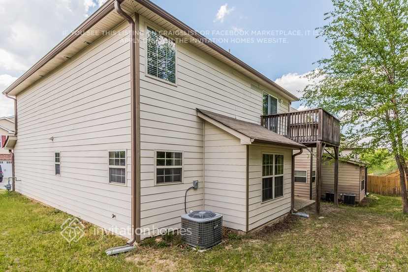 Building Photo - 123 Village Pkwy