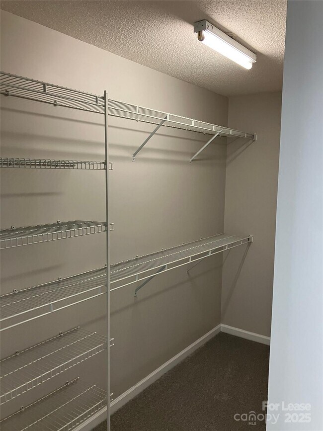 Building Photo - 7525 Montrachet Ln