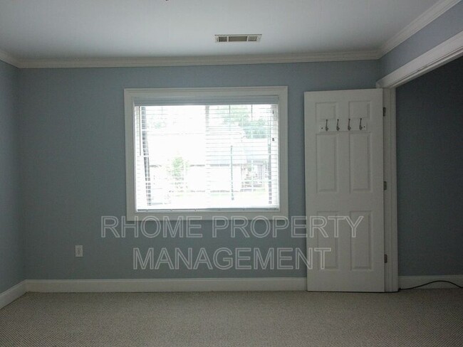 Building Photo - 187 Rondak Cir