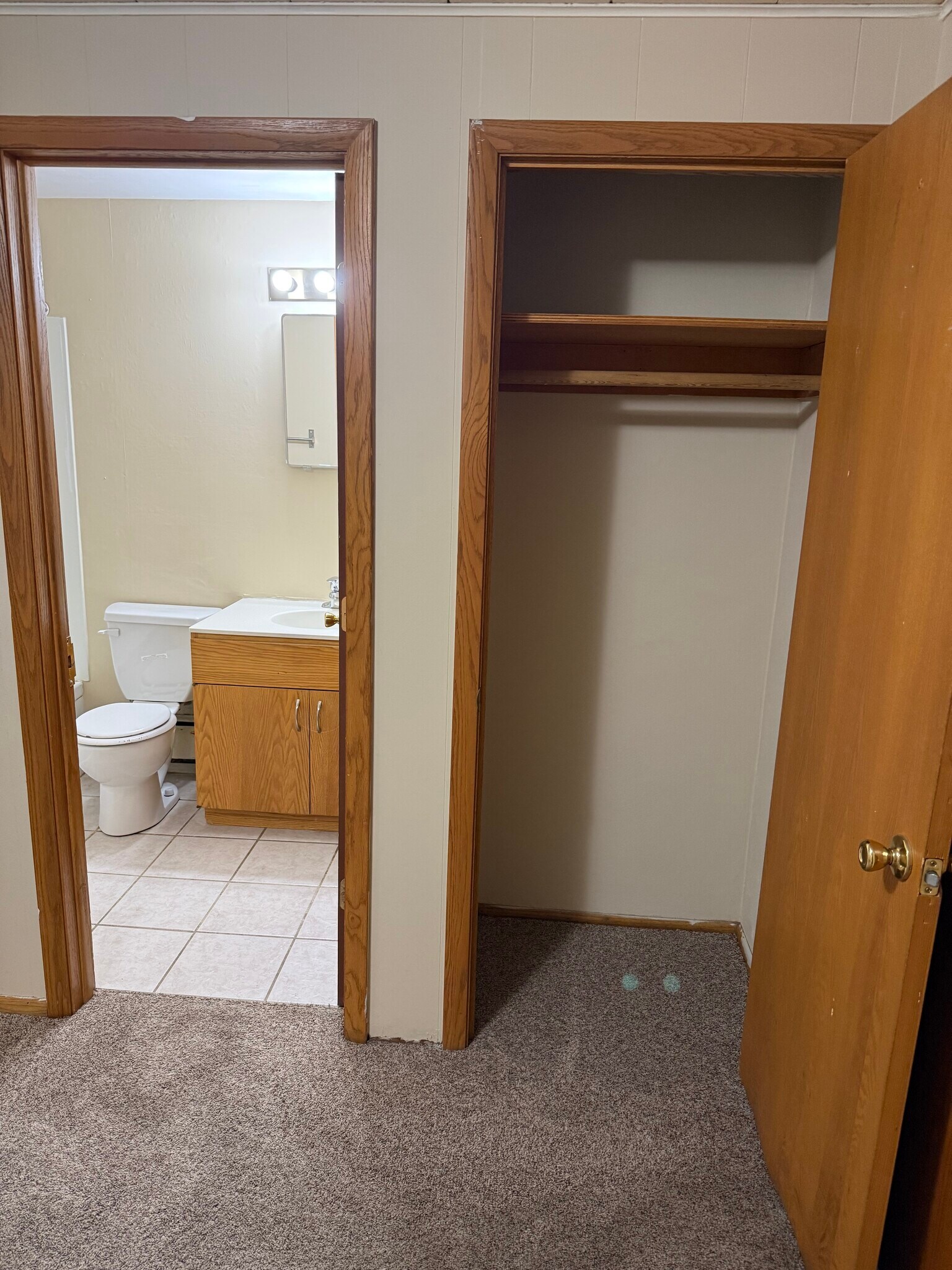 Building Photo - 702 30th Ave N