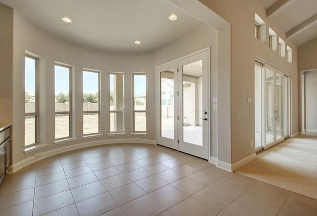 Building Photo - 200 Southern Carina Dr