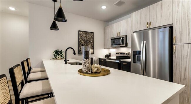 Building Photo - 3900 Berkman Dr