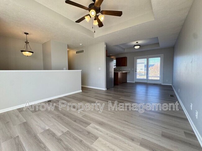 Building Photo - 7355 S 20th St