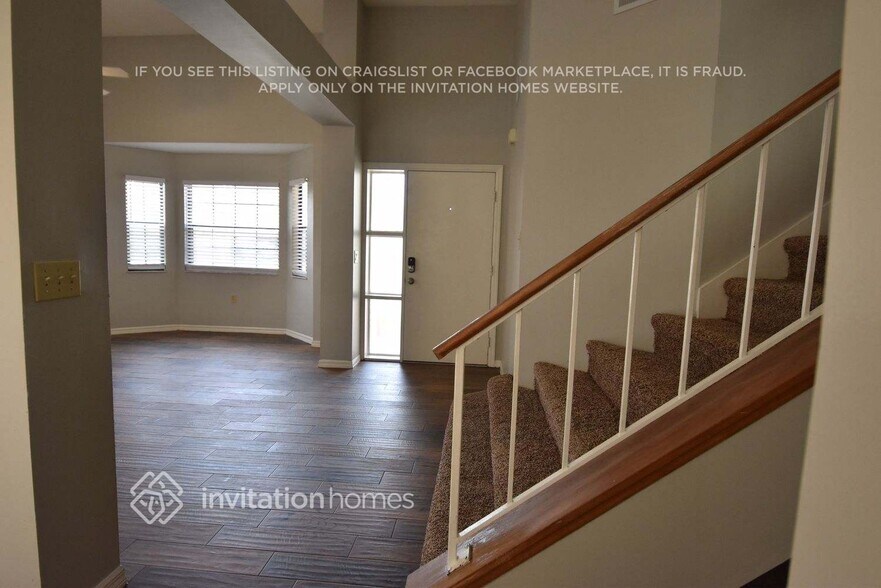 Building Photo - 10624 Sandridge Ct