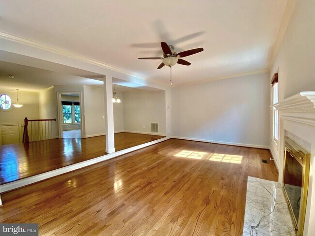 Building Photo - 2110 Eluna Ct