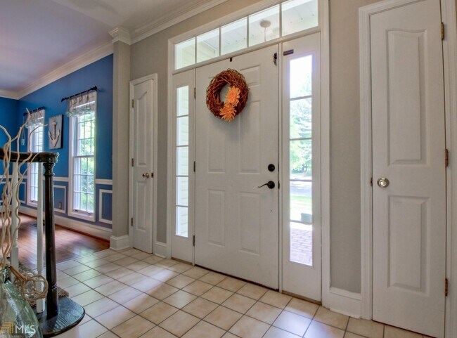 Building Photo - 208 Wysteria Ct