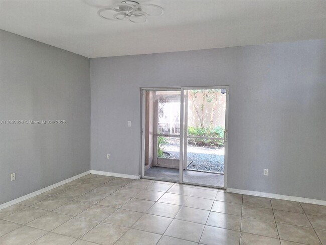 Building Photo - 5761 NW 115th Ct