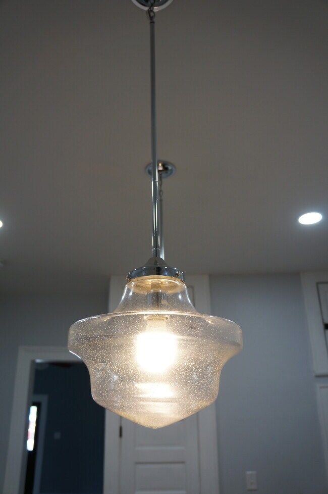 Building Photo - 712 Morgan St