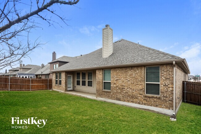 Building Photo - 317 Strait Ln