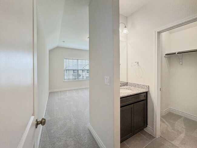 Building Photo - 12119 Cat Ballou