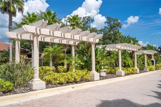 Building Photo - 3119 Falconhill Dr
