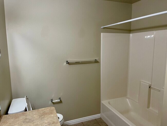 Upstairs Bathroom Shower - 2876 W 3965 S