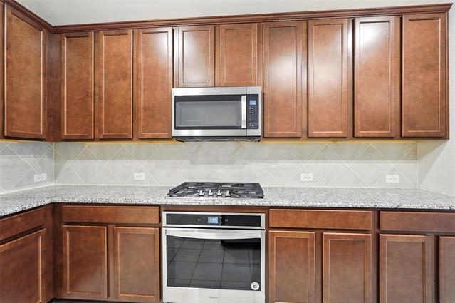 Building Photo - 6214 Heron Dr