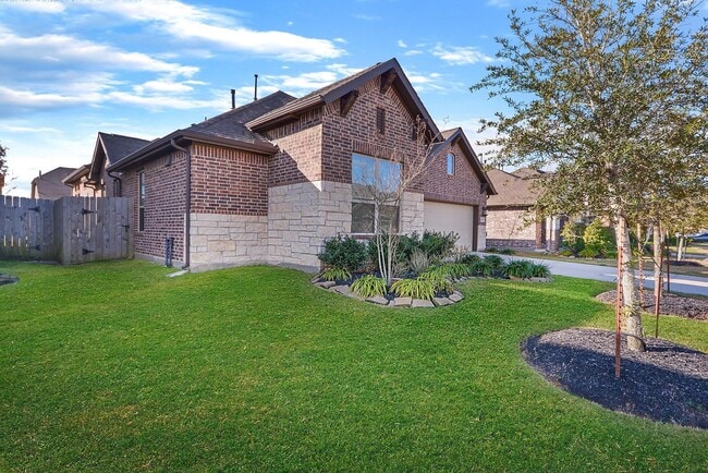 Building Photo - 14626 Moccasin Ridge Dr