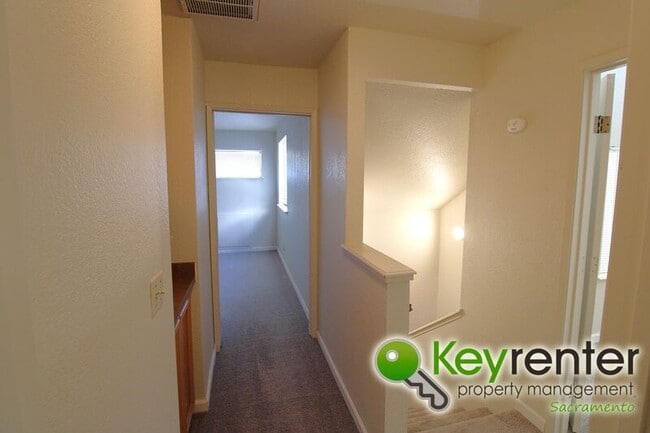 Building Photo - 8021 Sawgrass Cir