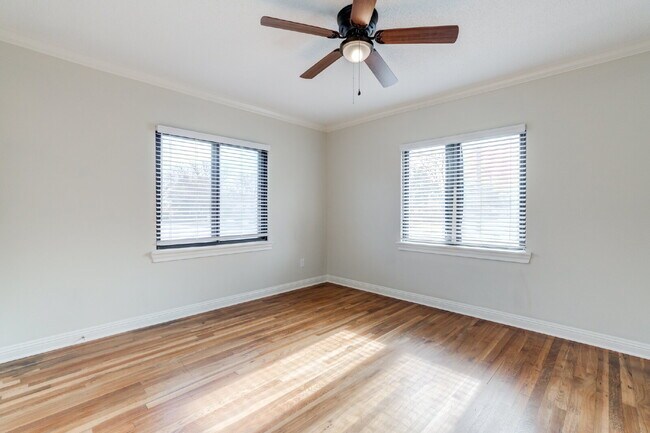 Building Photo - Tech Terrace Pre-Lease for 2026 or available now!