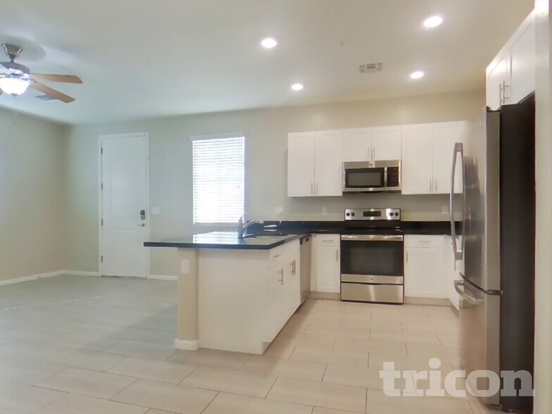 Building Photo - 12583 W Gentle Rain Rd