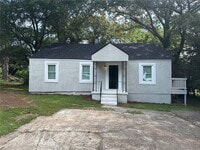 Building Photo - 4692 College St